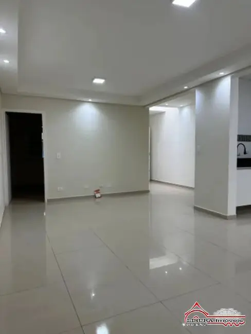 Foto 4 de Casa com 2 quartos à venda, 49m2 em Parque Califórnia, Jacarei - SP