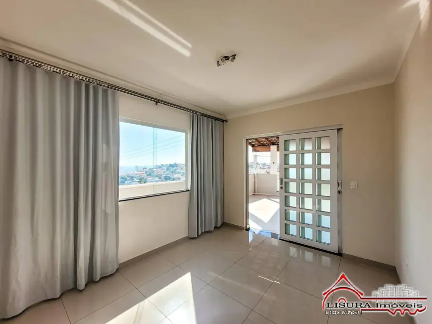 Foto 2 de Casa com 2 quartos à venda, 90m2 em Jardim Bela Vista, Jacarei - SP