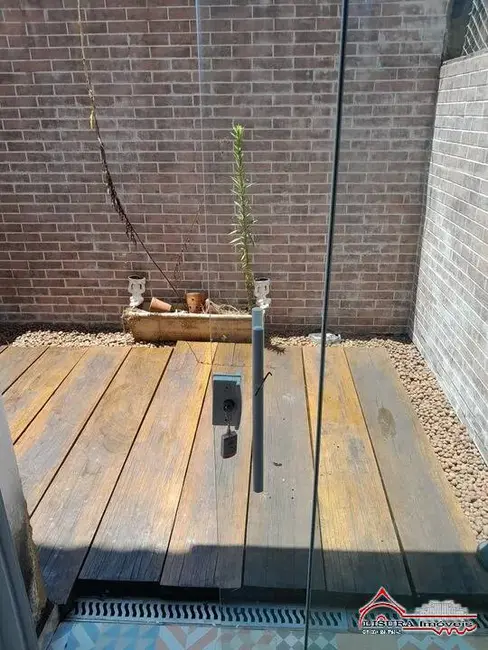 Foto 8 de Casa de Condomínio com 2 quartos à venda, 76m2 em Jardim Jacinto, Jacarei - SP