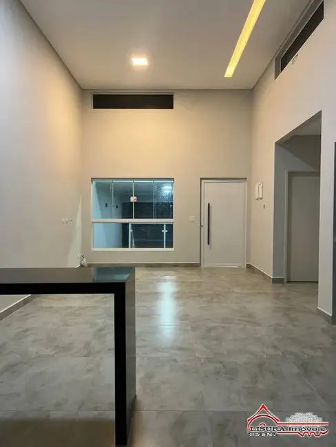 Foto 6 de Casa à venda, 131m2 em Jardim Altos de Santana II, Jacarei - SP