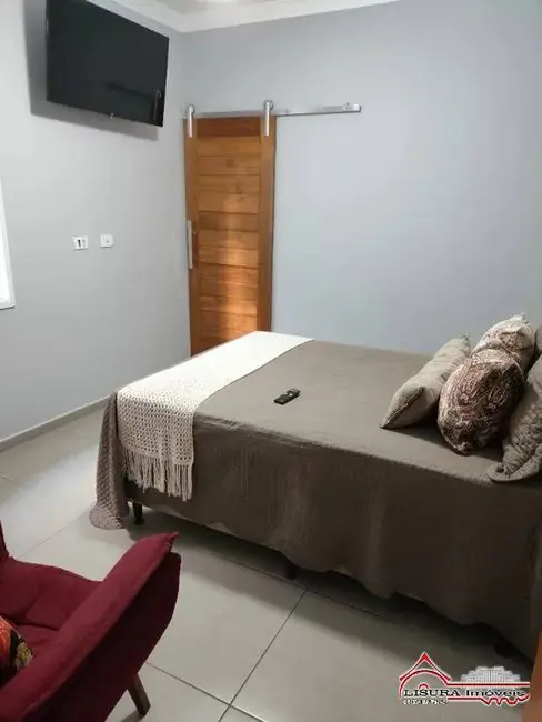 Foto 9 de Casa com 4 quartos à venda, 180m2 em Loteamento Villa Branca, Jacarei - SP