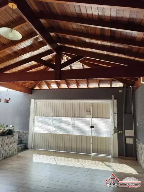 Foto 2 de Casa com 4 quartos à venda, 180m2 em Loteamento Villa Branca, Jacarei - SP