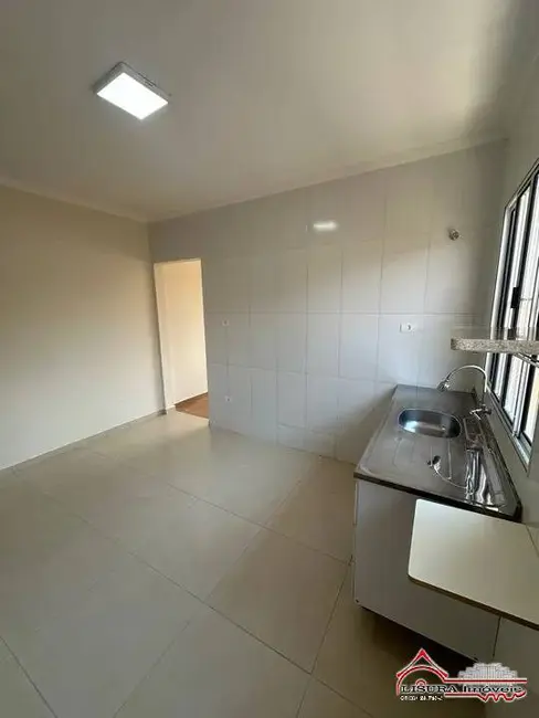 Foto 6 de Casa com 2 quartos à venda, 70m2 em Parque Santo Antônio, Jacarei - SP