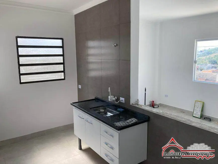 Foto 3 de Casa com 2 quartos à venda, 60m2 em Jacarei - SP