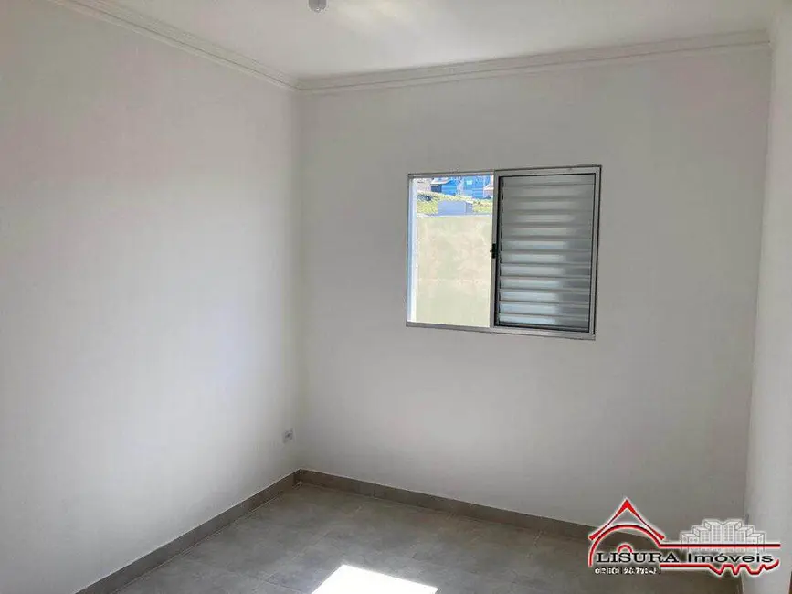 Foto 4 de Casa com 2 quartos à venda, 60m2 em Jacarei - SP