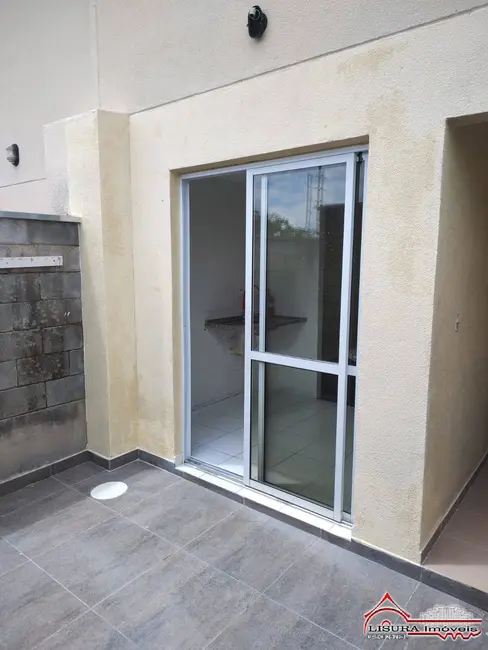 Foto 4 de Casa de Condomínio com 2 quartos à venda, 56m2 em Jardim Colônia, Jacarei - SP