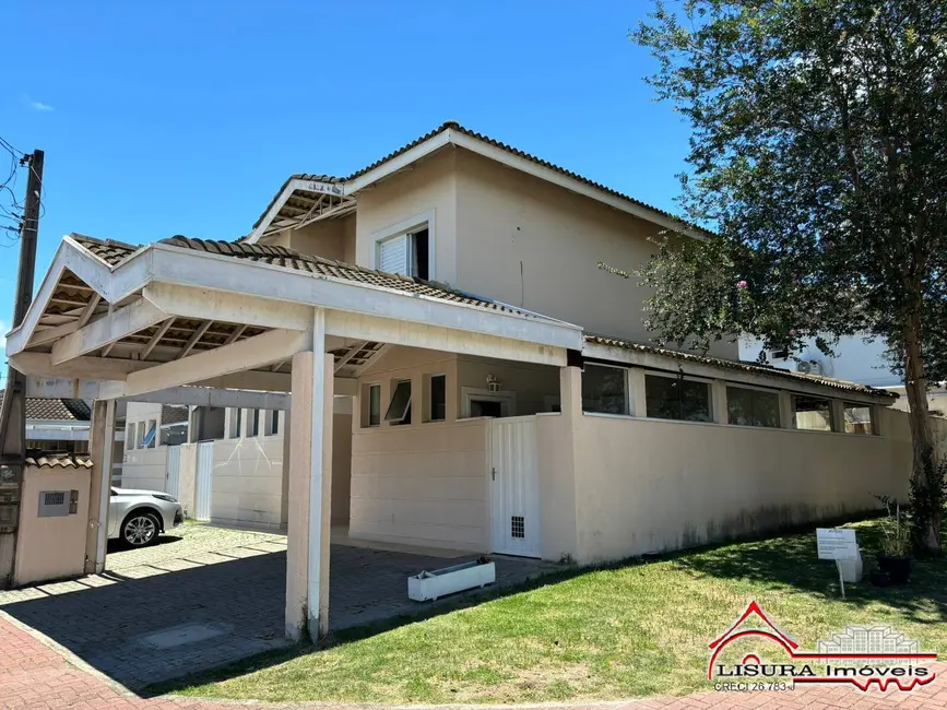 Foto 2 de Casa de Condomínio com 2 quartos à venda, 78m2 em Loteamento Villa Branca, Jacarei - SP