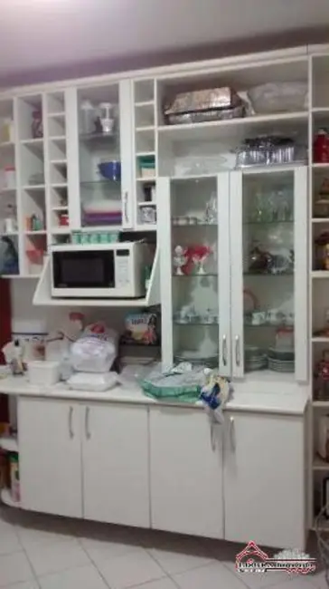 Foto 5 de Casa com 4 quartos à venda, 150m2 em Centro, Jacarei - SP