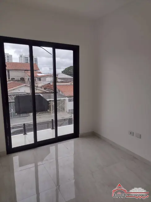 Foto 15 de Casa à venda, 137m2 em Jardim Califórnia, Jacarei - SP