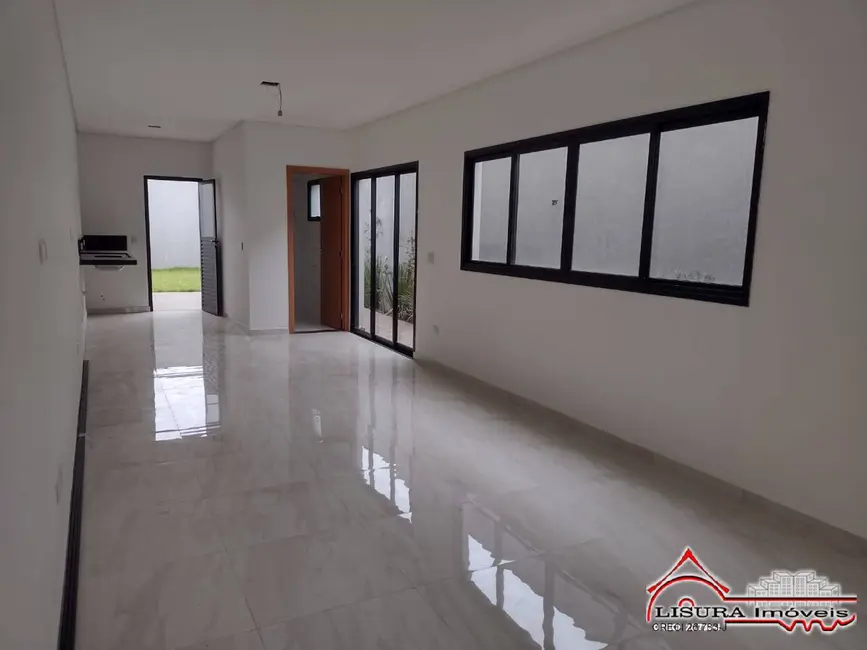 Foto 6 de Casa à venda, 137m2 em Jardim Califórnia, Jacarei - SP