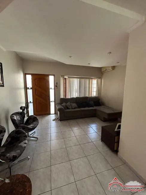 Foto 5 de Casa com 4 quartos à venda, 220m2 em Jardim Santa Maria, Jacarei - SP