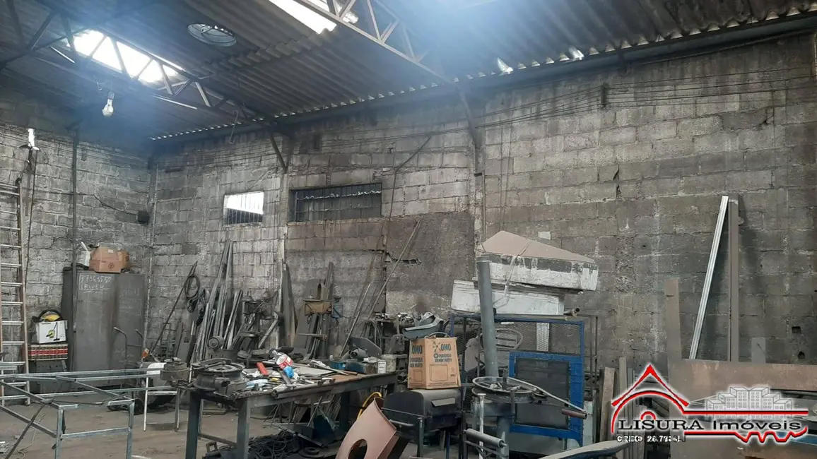 Foto 9 de Armazém / Galpão à venda, 224m2 em Parque dos Príncipes, Jacarei - SP