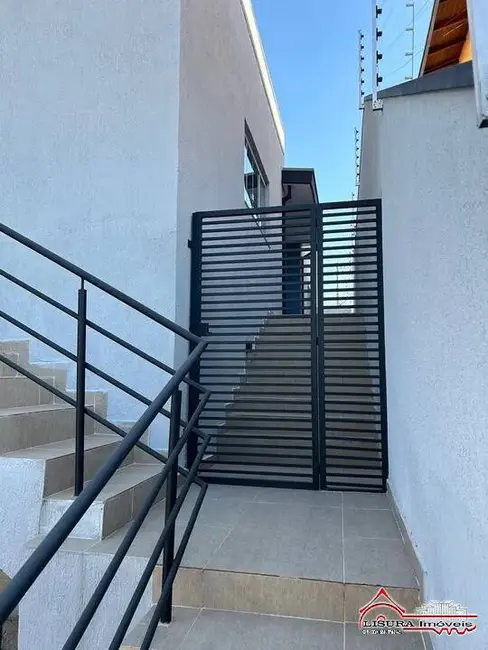 Foto 2 de Casa com 2 quartos à venda, 250m2 em Loteamento Villa Branca, Jacarei - SP
