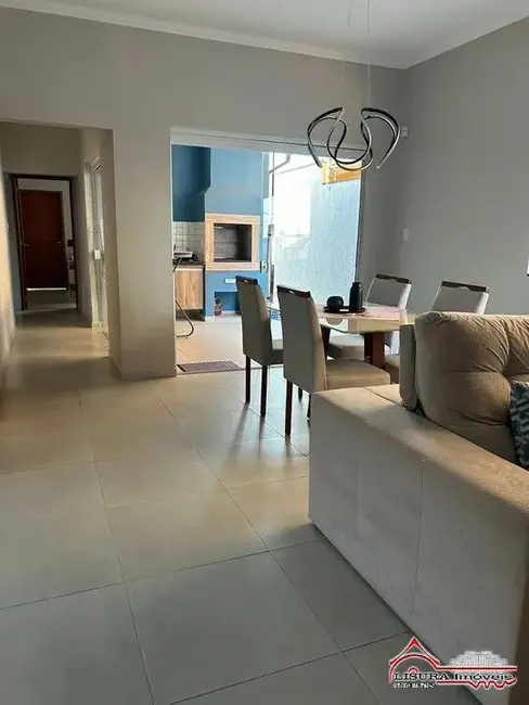 Foto 6 de Casa com 2 quartos à venda, 250m2 em Loteamento Villa Branca, Jacarei - SP
