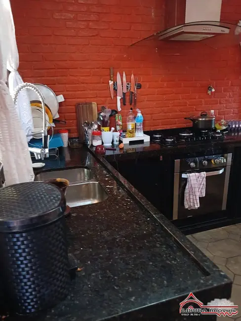 Chácara com 3 quartos à venda, 389m2 em Guararema - SP - imagem 6 Foto 6 de Chácara com 3 quartos à venda, 389m2 em Guararema - SP