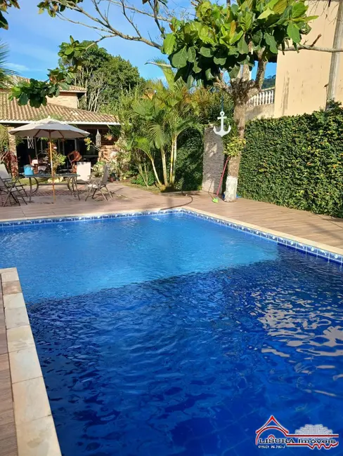 Chácara com 3 quartos à venda, 389m2 em Guararema - SP - imagem 2 Foto 2 de Chácara com 3 quartos à venda, 389m2 em Guararema - SP