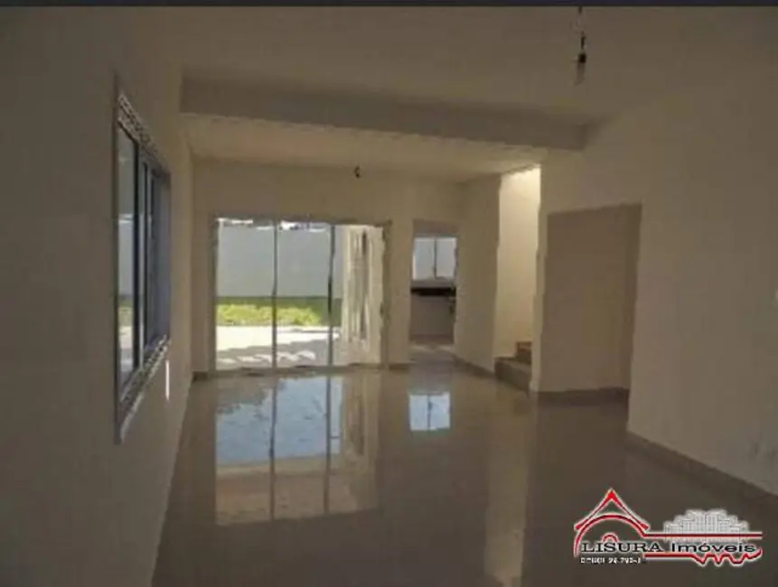 Foto 3 de Casa de Condomínio com 4 quartos à venda, 210m2 em Loteamento Villa Branca, Jacarei - SP