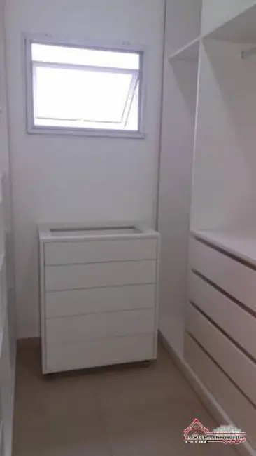 Foto 6 de Casa de Condomínio com 4 quartos à venda, 210m2 em Loteamento Villa Branca, Jacarei - SP