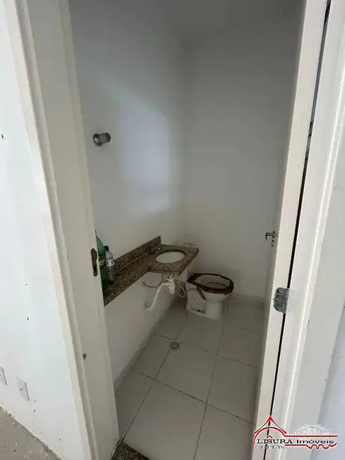 Casa com 3 quartos à venda, 126m2 em Santa Cruz dos Lázaros, Jacarei - SP - imagem 8 Foto 8 de Casa com 3 quartos à venda, 126m2 em Santa Cruz dos Lázaros, Jacarei - SP