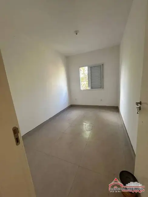 Casa com 3 quartos à venda, 126m2 em Santa Cruz dos Lázaros, Jacarei - SP - imagem 5 Foto 5 de Casa com 3 quartos à venda, 126m2 em Santa Cruz dos Lázaros, Jacarei - SP