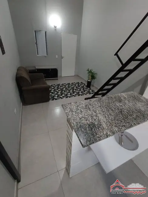 Foto 5 de Casa com 1 quarto para alugar, 30m2 em Jardim Colônia, Jacarei - SP