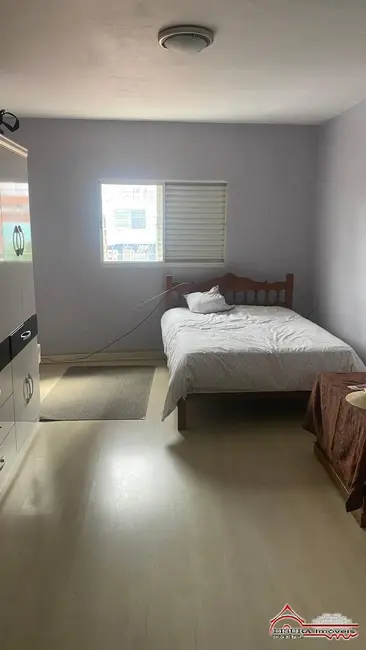 Foto 2 de Casa com 3 quartos para alugar, 109m2 em Centro, Jacarei - SP