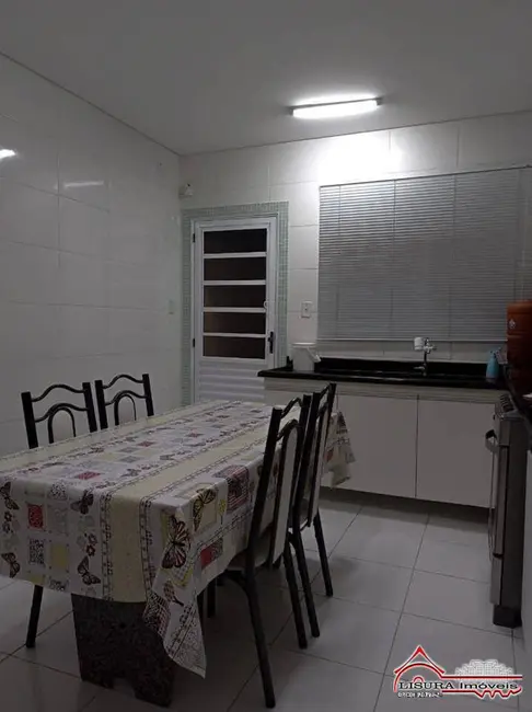 Foto 7 de Casa com 3 quartos à venda, 110m2 em Centro, Jacarei - SP