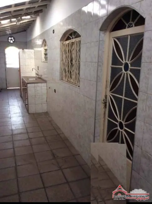 Foto 5 de Casa com 3 quartos à venda em Parque Santo Antônio, Jacarei - SP