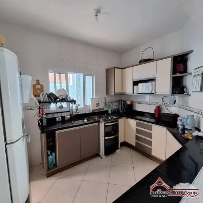 Foto 2 de Casa com 3 quartos à venda, 103m2 em Residencial Parque dos Sinos, Jacarei - SP