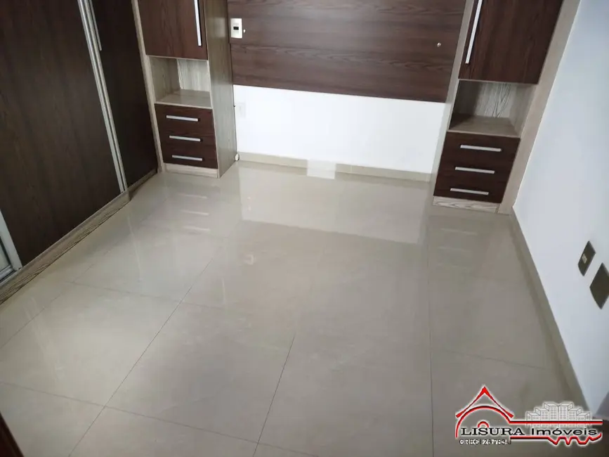 Apartamento com 2 quartos para alugar, 62m2 em Centro, Jacarei - SP - imagem 9 Foto 9 de Apartamento com 2 quartos para alugar, 62m2 em Centro, Jacarei - SP