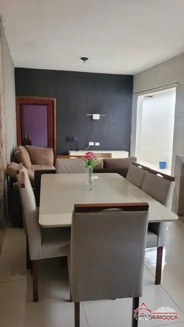 Foto 4 de Casa com 2 quartos para alugar, 100m2 em Cidade Salvador, Jacarei - SP