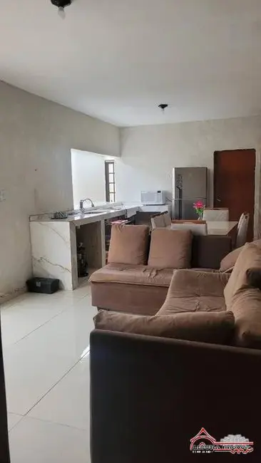 Foto 3 de Casa com 2 quartos para alugar, 100m2 em Cidade Salvador, Jacarei - SP