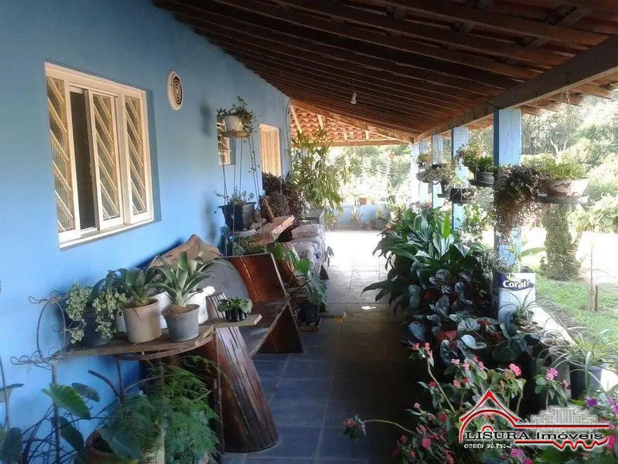 Chácara com 4 quartos à venda, 345m2 em Igarata - SP - imagem 3 Foto 3 de Chácara com 4 quartos à venda, 345m2 em Igarata - SP