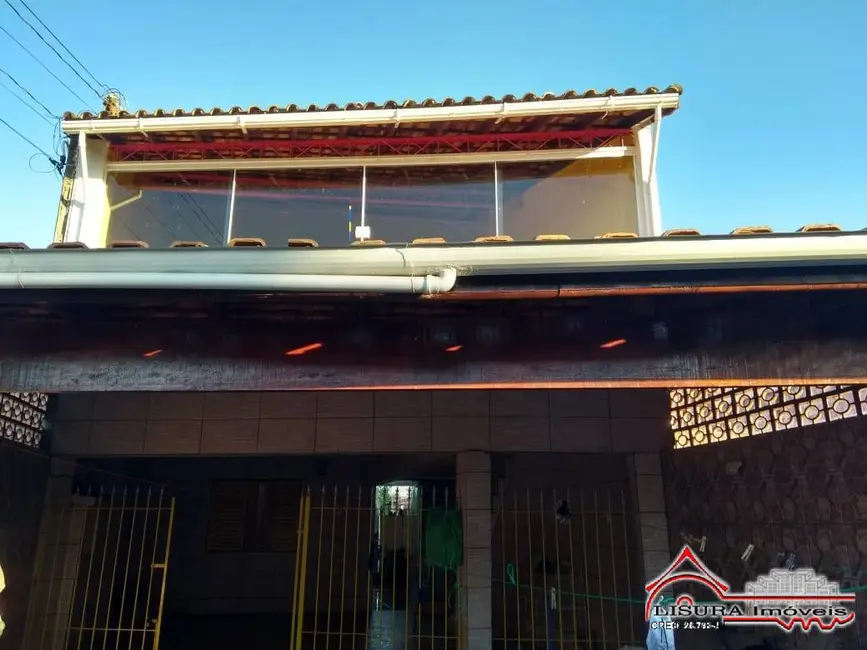 Foto 4 de Casa com 2 quartos à venda, 150m2 em Parque Santo Antônio, Jacarei - SP