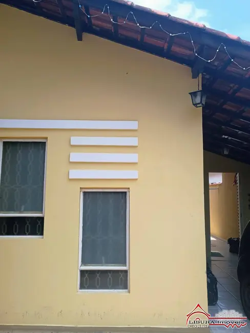 Foto 2 de Casa de Condomínio com 2 quartos à venda, 60m2 em Jardim Colônia, Jacarei - SP