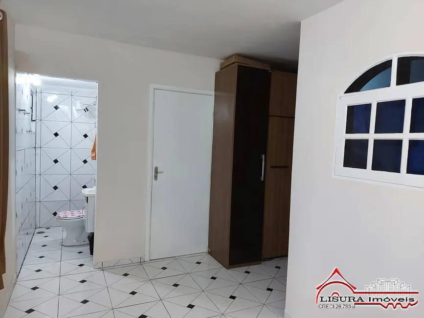 Foto 2 de Casa com 3 quartos à venda, 112m2 em Conjunto São Benedito, Jacarei - SP