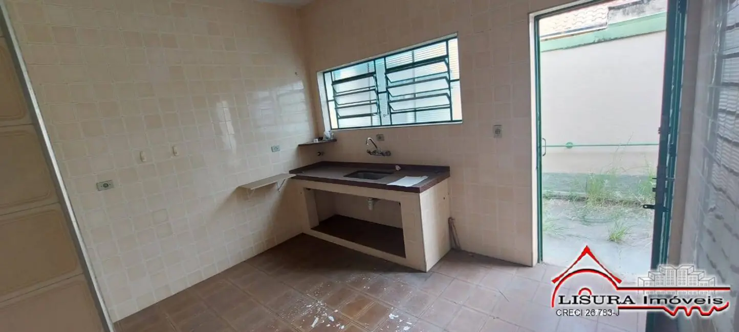 Foto 3 de Casa com 3 quartos à venda, 145m2 em Centro, Jacarei - SP