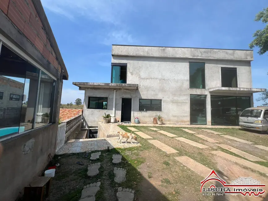 Foto 2 de Casa com 2 quartos à venda, 107m2 em Jardim Alvorada, Jacarei - SP