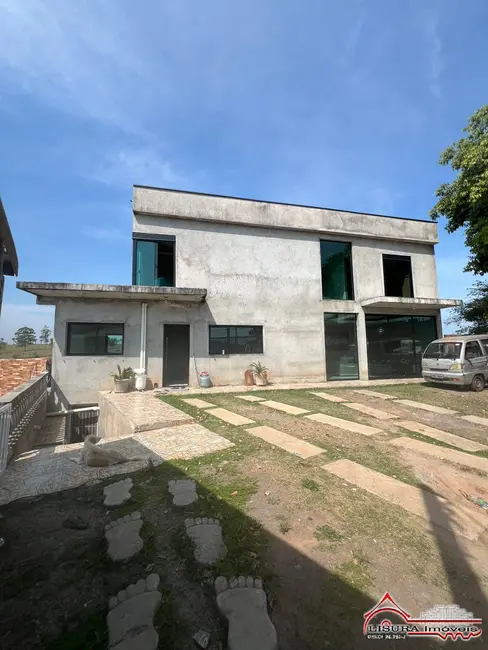 Foto 1 de Casa com 2 quartos à venda, 107m2 em Jardim Alvorada, Jacarei - SP