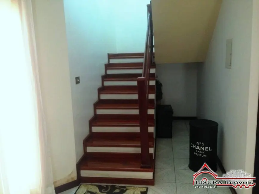 Foto 5 de Casa com 3 quartos à venda, 191m2 em Cidade Jardim, Jacarei - SP