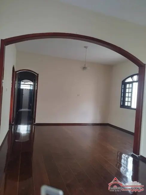 Foto 1 de Casa com 3 quartos para alugar, 151m2 em Jardim Santa Maria, Jacarei - SP