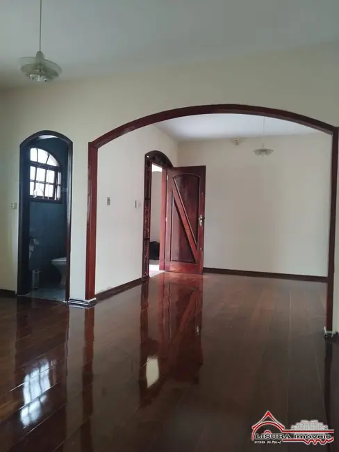 Foto 3 de Casa com 3 quartos para alugar, 151m2 em Jardim Santa Maria, Jacarei - SP