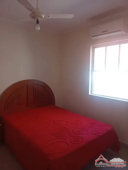 Foto 9 de Casa de Condomínio com 3 quartos à venda, 132m2 em Parque Califórnia, Jacarei - SP