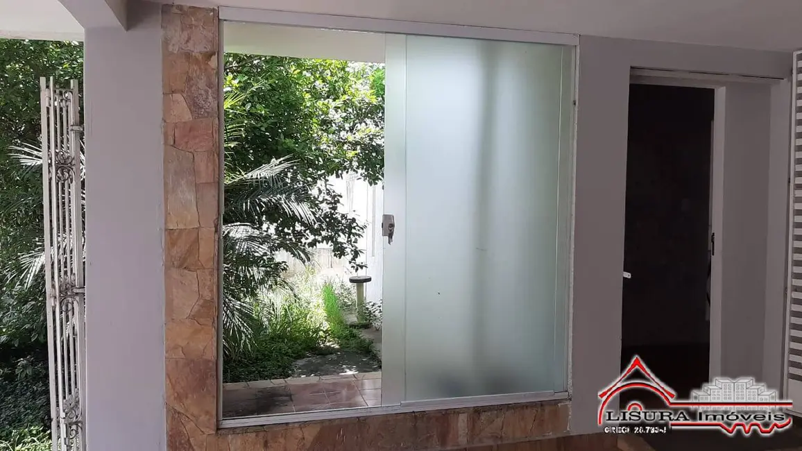 Foto 6 de Casa com 3 quartos à venda, 186m2 em Parque Brasil, Jacarei - SP