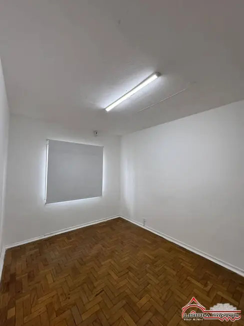 Foto 2 de Casa com 3 quartos à venda, 140m2 em Parque Brasil, Jacarei - SP
