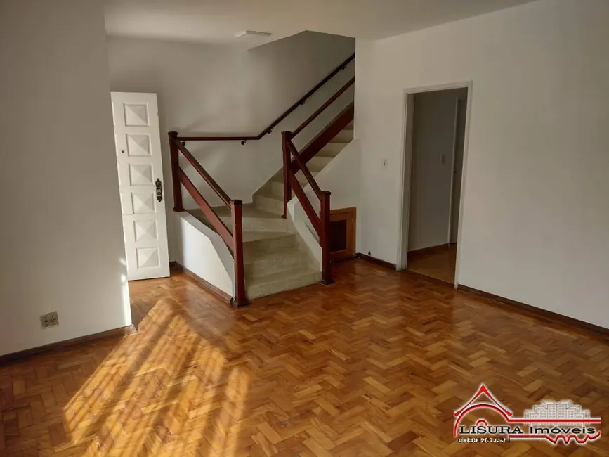 Casa com 3 quartos à venda, 140m2 em Parque Brasil, Jacarei - SP - imagem 8 Foto 8 de Casa com 3 quartos à venda, 140m2 em Parque Brasil, Jacarei - SP