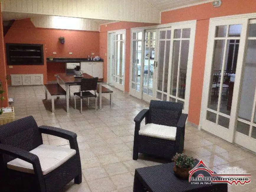 Foto 4 de Casa de Condomínio com 4 quartos à venda, 500m2 em Vila Zezé, Jacarei - SP