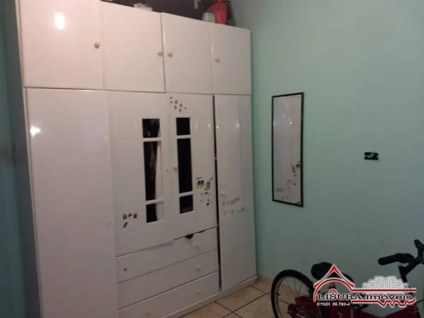 Foto 9 de Casa com 2 quartos à venda, 114m2 em Jardim das Indústrias, Jacarei - SP