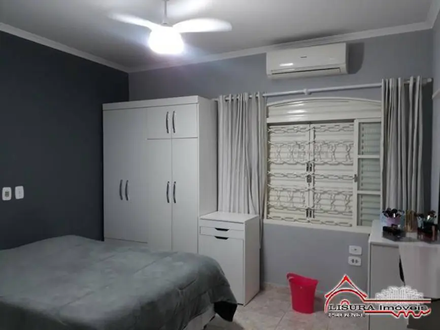 Foto 8 de Casa com 3 quartos à venda, 215m2 em Jardim Mesquita, Jacarei - SP