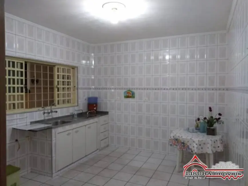 Foto 2 de Sala Comercial com 3 quartos à venda, 335m2 em São João, Jacarei - SP